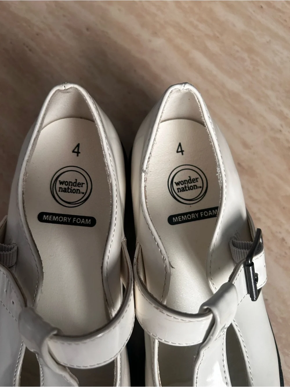 Wonder Nation Mary Jane T-Strap Platform White Patent Girls Size 4 Memory Foam